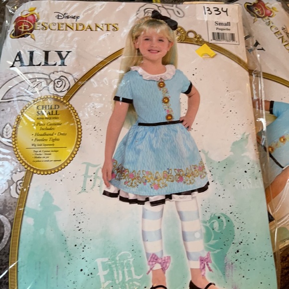 Descendants Ally - Picture 3 of 3